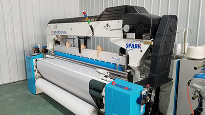 YC600 Air jet loom