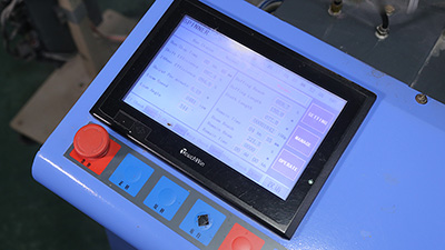 YC920 Air jet loom