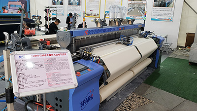YC9000 Air jet loom