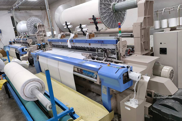 YC917 Air jet loom