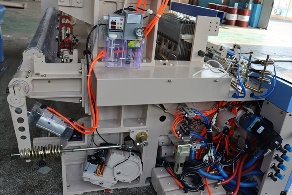 YC917 Air jet loom